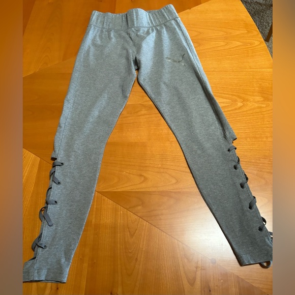 PUMA Gray yoga pants with braided leg - Picture 2 of 5